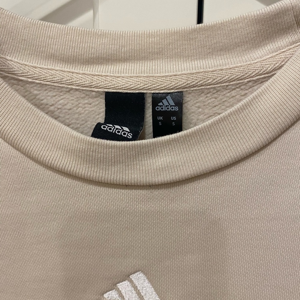 Mens Addidas sweatshirt like new men’s small